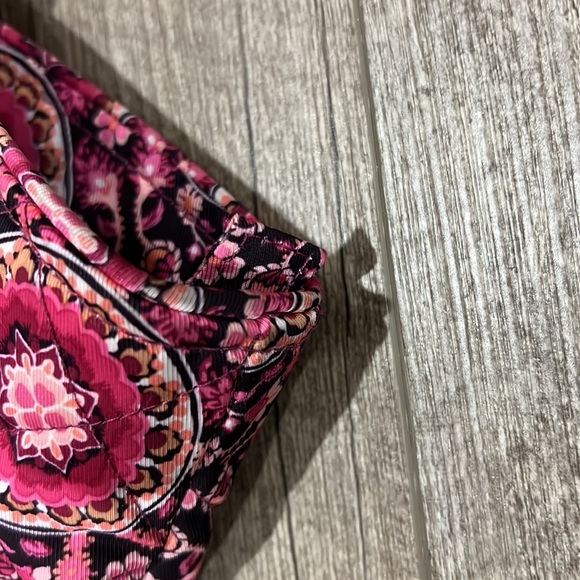 Vera Bradley vera tote - Picture 7 of 9